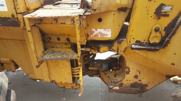 ขาย รถตัก CAT 910 เอวอ่อน เครื่อเช็คใหม่ เกียร์ดี รถใช้งานได้ปกติ ราคาคุยกันได้ครับ