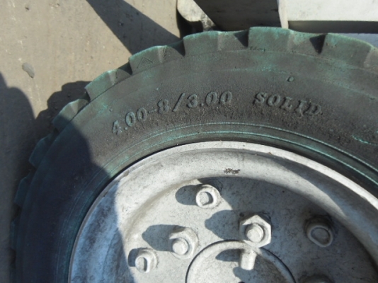 ขายรถยกไฟฟ้า TOYOTA รุ่น : A3FBK7 เก่าญี่ปุ่น ขายรถยกไฟฟ้า TOYOTA รุ่น : A3FBK7 เก่าญี่ปุ่น