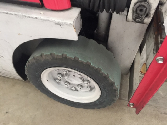 ขายรถยกไฟฟ้า TOYOTA รุ่น : A3FBK7 เก่าญี่ปุ่น ขายรถยกไฟฟ้า TOYOTA รุ่น : A3FBK7 เก่าญี่ปุ่น