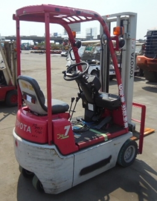 ขายรถยกไฟฟ้า TOYOTA รุ่น : A3FBK7 เก่าญี่ปุ่น ขายรถยกไฟฟ้า TOYOTA รุ่น : A3FBK7 เก่าญี่ปุ่น