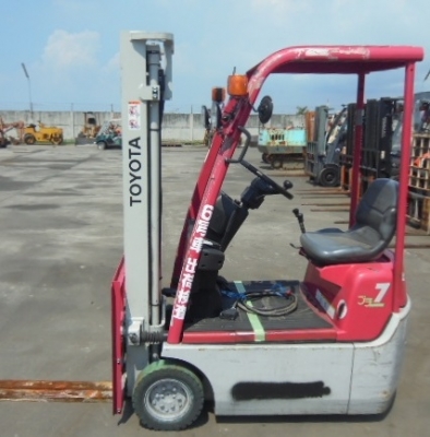 ขายรถยกไฟฟ้า TOYOTA รุ่น : A3FBK7 เก่าญี่ปุ่น ขายรถยกไฟฟ้า TOYOTA รุ่น : A3FBK7 เก่าญี่ปุ่น