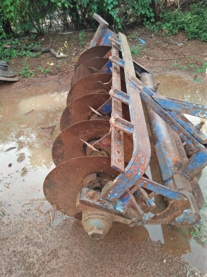 รับซื้อขายแลกเปลี่ยนรถไถและอุปกรรถไถทุกชนิด