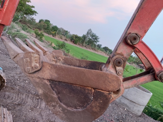 คูโบต้า3ตัน kx91-3s2 สภาพสวย โซ่เปลี่ยนให้ใหม่ ช่วงล่างใหม่ คูโบต้า3ตัน kx91-3s2 สภาพสวย โซ่เปลี่ยนให้ใหม่ ช่วงล่างใหม่