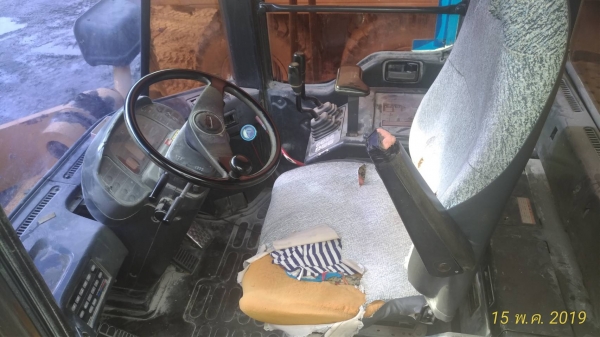 ขายรถตักWA400-3Eสภาพสวยพร้อมใช้ ราคา1,050,000บาท เอกสารเล่มทะเบียน ติดต่อคุณอ๊อฟ พิจิตร 086-737-9991 ขายรถตักWA400-3Eสภาพสวยพร้อมใช้ ราคา1,050,000บาท เอกสารเล่มทะเบียน ติดต่อคุณอ๊อฟ พิจิตร 086-737-9991