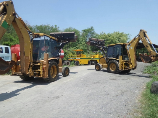 มี VDO ให้ชม.รถตักหน้าขุดหลัง CAT 424 D เอกสารเล่ม ราคา 480000 มี VDO ให้ชม.รถตักหน้าขุดหลัง CAT 424 D เอกสารเล่ม ราคา 480000