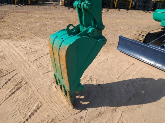 ขายรถแมคโค KOMATSU PC25-1  แทรคเหล็ก คอนโทรลสั้น มีไปบ์ปิ้ง ติอต่อ 098-7962549