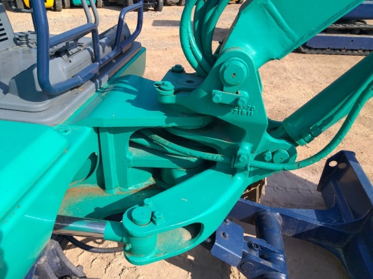 ขายรถแมคโค KOMATSU PC25-1  แทรคเหล็ก คอนโทรลสั้น มีไปบ์ปิ้ง ติอต่อ 098-7962549