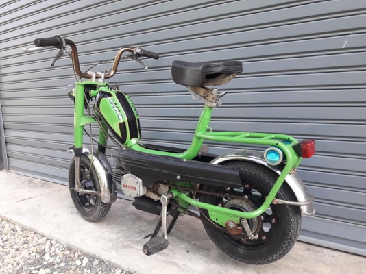 รถจักรยานปั่นติดเครื่อง moped Hercules c3 รถปี 1973