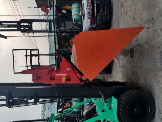 บุ้งกี๋ใส่รถโฟล์คลิฟท์ทรงทันสมัย เหล็กหนา แข็งแรง สนใจติดต่อ083-062-0223(ปอน) บุ้งกี๋ใส่รถโฟล์คลิฟท์ทรงทันสมัย เหล็กหนา แข็งแรง สนใจติดต่อ083-062-0223(ปอน)