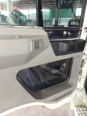 ขายหัวรถฮีโน่สิงห์ไฮเทค หัวกว้าง สวย อุปกรณ์ครบ ราคา89000 สนใจติดต่อคุณเอ 087-049-9962