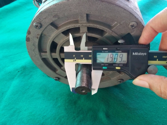 มอเตอร์ ยี่ห้อ VENZ ใช้ไฟ 220V ขนาด 1 แรง ความเร็วรอบ 1425 RPM มอเตอร์ ยี่ห้อ VENZ ใช้ไฟ 220V ขนาด 1 แรง ความเร็วรอบ 1425 RPM