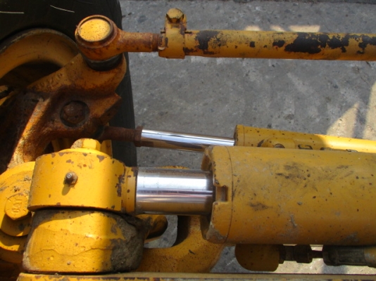 MOTOR GRADER140H ซีเรียล APM00780 ปี2003 มือสองนำเข้าจากต่างประเทศ ขายพร้อมชุดแจ้งจำหน่าย