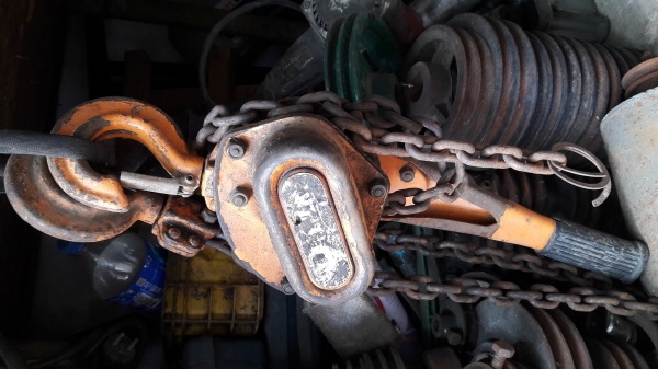 ขาย !! รอกกำมะลอ.ขนาด1.5ตัน สภาพเดิมพร้อมใช้