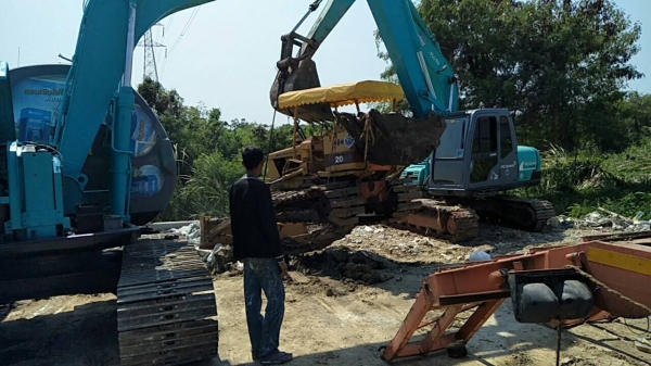 รถแบคโฮ KOBELCO SK 120 Mark 5 เครื่องดี เอวแน่น ปั๊มแรง  ใบแทรค 70