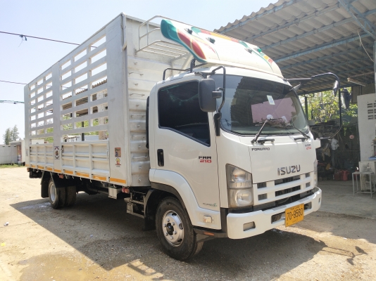 ขาย 6 ล้อกลาง EURO3 ISUZU FRR 210 แรงม้า คอมมอนเรว * ยาว 6.50 ม.* รถสวยเดิม+สภาพพร้อมใช้งาน * รถห้าง