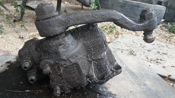 ขายกระปุกพวงมาลัยอีซูซุ195