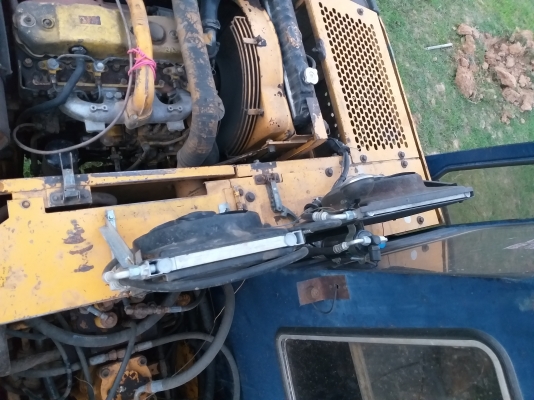 ขายยกชุดโกเบ 120-2 พร้อมเทลเลอร์ ร็อคกี้ 175 แรง 1 เพลา  มีเล่มเอกสารพร้อมทั้ง 2 คัน