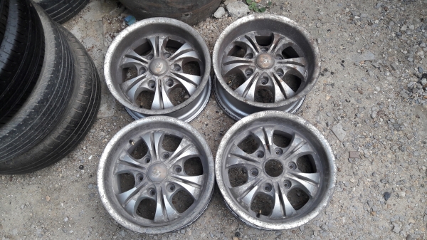 ล้อขอบ 15 6 รูสีไม่สวยสภาพเดิมๆ