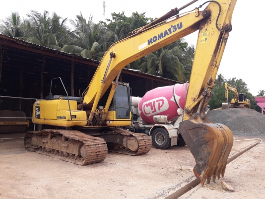 ขายด่วนโค้งสุดท้ายครับของดีราคาถูกมีน้อย ลดเหลือ 930000บ.PC200-8 ระบบเต็ม แอรหนาว เอกสารเป็นเล่มทะเบียน