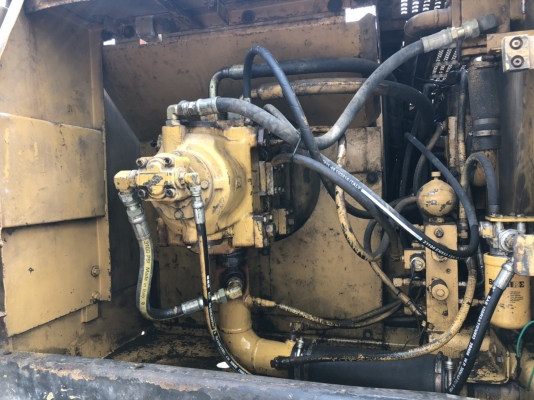ขายแบคโฮ CATERPILLAR 2DL เครื่อง 128แรงม้าปี52 แอร์ไฟฟ้าเล่มทะเบียนพร้อม สนใจโทร 081-970-1072
