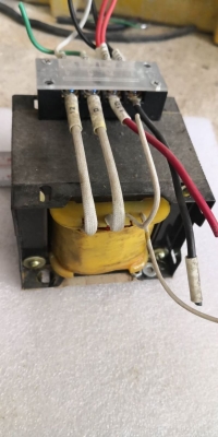 250 บ.ส่งถึงบ้านฟรี โทร 083-2000058 LINE ID: line832923 หม้อแปลงไฟจาก 100 V. - 12 V. ขนาด 12 A. หมุน 250 บ.ส่งถึงบ้านฟรี โทร 083-2000058 LINE ID: line832923 หม้อแปลงไฟจาก 100 V. - 12 V. ขนาด 12 A. หมุน