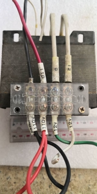 250 บ.ส่งถึงบ้านฟรี โทร 083-2000058 LINE ID: line832923 หม้อแปลงไฟจาก 100 V. - 12 V. ขนาด 12 A. หมุน 250 บ.ส่งถึงบ้านฟรี โทร 083-2000058 LINE ID: line832923 หม้อแปลงไฟจาก 100 V. - 12 V. ขนาด 12 A. หมุน