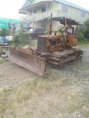ขายรถแทรคเตอร์ KOMATSU D20P-5 สไลด์ใบมีด 6 ทิศทาง ราคา 180000
