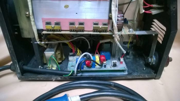 ตู้เชื่อมใหญ่ WELPRO WELARC200