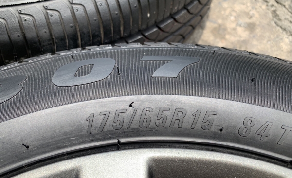 ล้อแม็ก Mitsu Attrage ขอบ 15 สีเทากัน พร้อมยางป้ายแดง 175-65-15 Maxxis ปลายปี 18 ล้อแม็ก Mitsu Attrage ขอบ 15 สีเทากัน พร้อมยางป้ายแดง 175-65-15 Maxxis ปลายปี 18