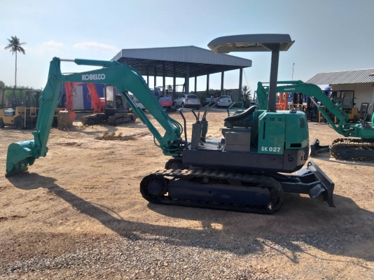 ขายรถแมคโค KOBELCO SK027 แทรคยาง คอนโทรลสั้น ติอต่อ 098-7962549 ขายรถแมคโค KOBELCO SK027 แทรคยาง คอนโทรลสั้น ติอต่อ 098-7962549