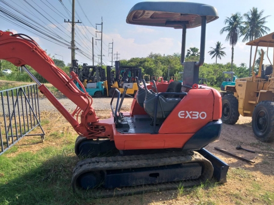 ขายรถแมคโค HITACHI EX30-2 แทรคยาง คอนโทรลสั้น มีไปบ์ปิ้ง ติอต่อ 098-7962549