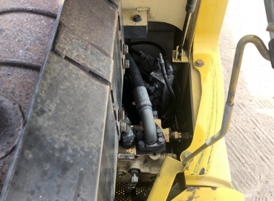 ขายรถขุด KOMATSU PC60-7 นำเข้าเองจากญี่ปุ่น สภาพสวยพร้อมใช้ มีVDOการทำงานครับ