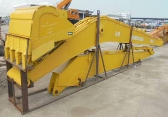 บูมอาร์มยาวครบชุด  PC120 KOMATSU-6-7-8 และ KOBELCO. SK120-3-5  (ยาว12เมตร หรือ40ฟุด) ได้ของครบชุดมีบูมอามกระบอกบุ้งกี๋โต่งเตงสลักและบุ้งกี๋ครบ   ประกอบแล้วใช้งานได้เลย แข็งแรงทนทานงานเนียบ ราคาถูกๆชุดละ 185,000บาท  สนใจติดต่อ☎ 081-989-1989 หรั่งครับ