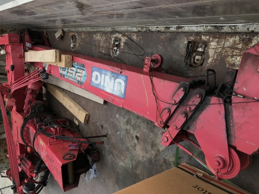 ขายเครน ยูนิค 2.5ตัน unic 250 4 ปลอก สภาพสวยมาก