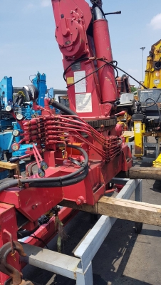 ขายเครน ยูนิค 2.5ตัน unic 250 4 ปลอก สภาพสวยมาก