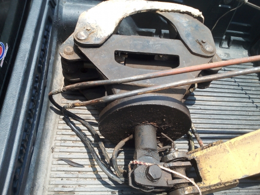 ขายปากคีบไม้หมุนได้รอบ 35000 บาท