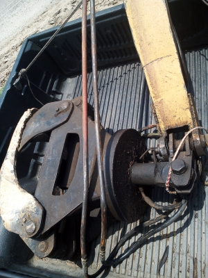 ขายปากคีบไม้หมุนได้รอบ 35000 บาท