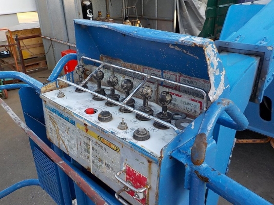 รถกระเช้า HF090 สูง9เมตร รับน้ำหนักได้200KG. นำเข้าโดยตรงจากญี่ปุ่น