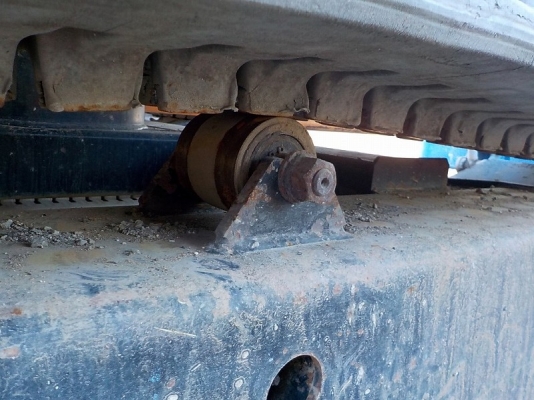 รถกระเช้า HF090 สูง9เมตร รับน้ำหนักได้200KG. นำเข้าโดยตรงจากญี่ปุ่น