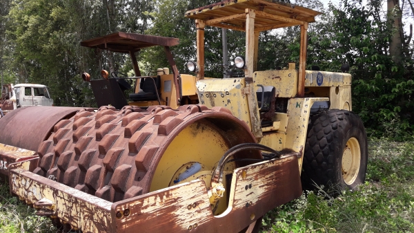 ขายรถ บด สั่น 2 เพลาขายคู่เอกสารทะเบียน ขายรถ บด สั่น 2 เพลาขายคู่เอกสารทะเบียน