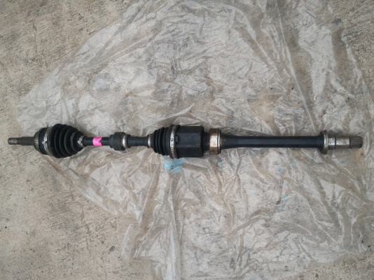 เพลาขับซ้าย-ขวา แคมรี่ เอสติโม่ เพลาขับซ้าย-ขวา แคมรี่ เอสติโม่