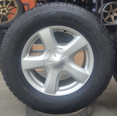 ขายล้อISUZU V Cross17 ยาง265/65/17 ปี 15 4 ล้อ