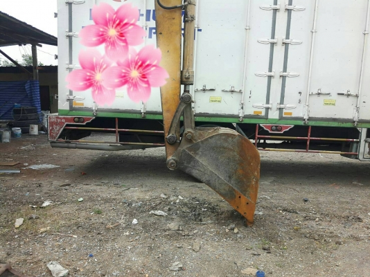 ขายรถแบคโฮ KOMATSU PC120-3 บูมยาว ราคา 450000 ขายรถแบคโฮ KOMATSU PC120-3 บูมยาว ราคา 450000