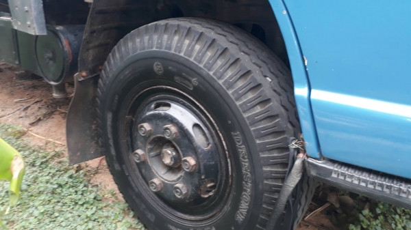 ISUZU NPR 115 HP ปี 35 ห้างแท้ เกียร์สั้น เครื่องแน่นแรงดี ภายในครบ เพาเวอร์ ช่วงล่างคัชซีสวย ยางสภา