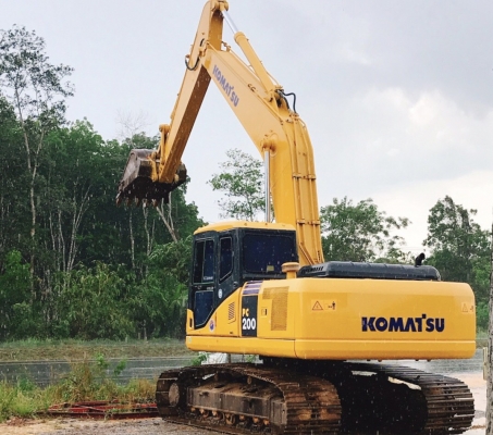 ขายด่วน!! Komatsu PC200-7 ไมล์ ชม. 9,800 สภาพสวยๆ ค่ะ ขายด่วน!! Komatsu PC200-7 ไมล์ ชม. 9,800 สภาพสวยๆ ค่ะ
