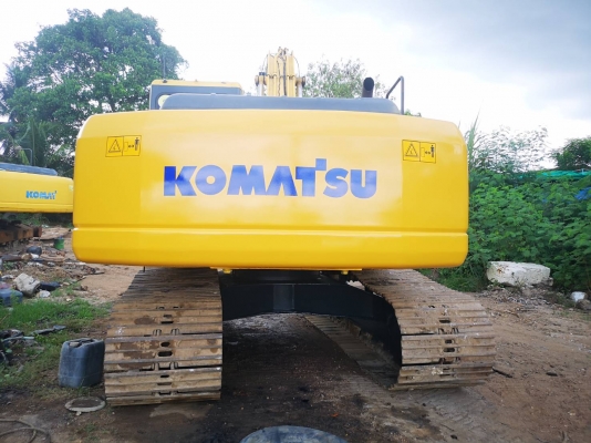 ขายด่วน!! Komatsu PC200-7 ไมล์ 10,000 กว่า ค่ะ ซีเรียลสูง 80405 สภาพสวยมากค่ะ ขายด่วน!! Komatsu PC200-7 ไมล์ 10,000 กว่า ค่ะ ซีเรียลสูง 80405 สภาพสวยมากค่ะ