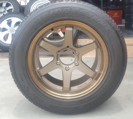 ล้อใหม่TE37 ขอบ18 6รู พร้อมยาง\%255/60/18 ปี16  4 ล้อ