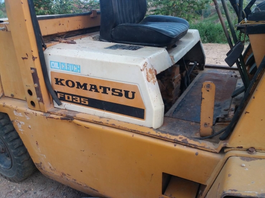 ขาย 295,000 รภฟอคร์ลิป KOMATSU FD35-4 ขนาด 3.5 ตัน ยกได้ 4 ม.งาคว่ำหงายได้ เครื่อง KOMATSU เกียร์แรง ยางดี รถพร้อมใช้งาน เอกสารซื้อขาย รถอยู่ อยุธยา 064-191-1112