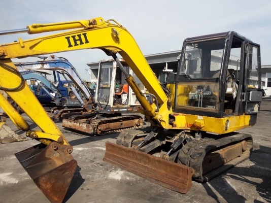 ขายรถขุดIHI -IS-40GX3 เครื่องยนต์ Isuzu-4JE1 ขนาด 4 สูบคอนโทรลน้ำมัน ปั๊มนิ้ว มีเก๋ง มีใบมีด แทรคยาง ราคา 320,000 บาท สนใจติดต่อ @Line/โทร. 089-2619445 <หจก.ลานนาอินเตอร์แทรค>