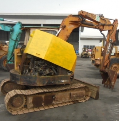 ขายรถขุดMITSUBISHI - MXR-55 เครื่องยนต์มิตซูบิชิ K4M ขนาด 4 สูบ คอนโทรลลูกหมาก ปั๊มเฟือง 3 ตอน มีใบมีด หลังคา แทรคเหล็ก รถเดิมๆเก่านอก มีเอกสาร